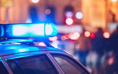 Dviljao po kružnom toku pa odbio alkotest