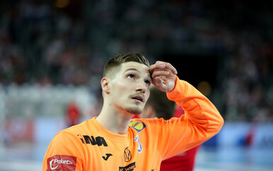 Dominik Kuzmanović koristio mirisnu sol prije utakmice s Mađarskom