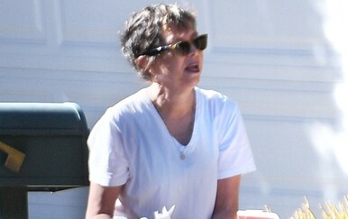 Prepoznajete li ju? Bila je velika dječja zvijezda, no povukla se iz javnosti nakon što joj je slava mnogo toga oduzela