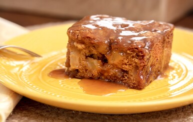 Kolač mjeseca: Mokri kolač od jabuka