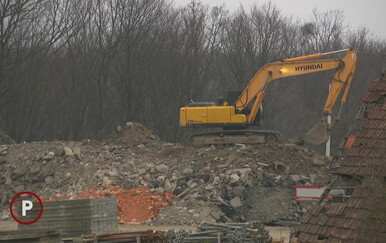 Država gleda, a oranice nestaju pod otpadom, stanovnici očajni