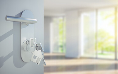 Ženi uskraćeno razgledavanje stana zbog njezina imena: Presuda koja mijenja pravila za agente