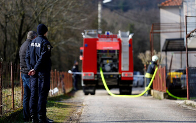 Vatrogasci u akciji: Izbio požar u obiteljskoj kući, hitne službe na terenu