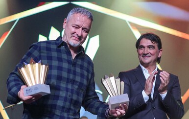 Dodjeljene Cesarice - Thompson ima hit godine, zapjevao na dodjeli