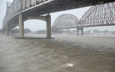 Oluja Barry pogodila Louisianu (Foto: AFP)