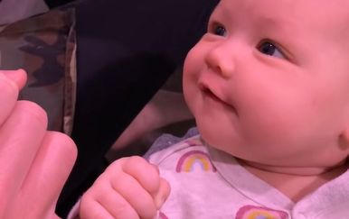 Beba i mama (Foto: Screenshot/YouTube)