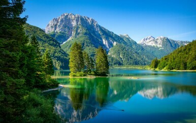Planinski izlet: Ledenjačko jezero kojim vrijedi zaveslati i nauživati se ljepota Julijskih Alpi