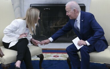 Georgia Meloni i Joe Biden