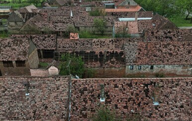 Pogled iz zraka na mjesto Bošnjaci koje je poharalo snažno nevrijeme - 5