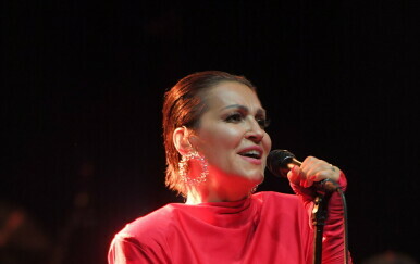 Nina Badrić - 10