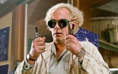 Dr. Emmett Brown jedan je od snalažljivijih filmskih likova