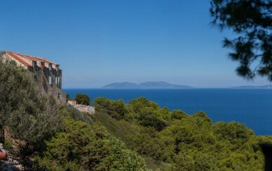 Na pola puta između Italije i Hrvatske: Surova ljepota izoliranog jadranskog otoka na kojem se donedavno živjelo