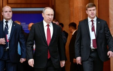 Vladimir Putin i tjelohranitelji