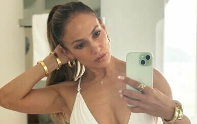 Jennifer Lopez - 5