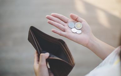 Jeste li dobri u raspolaganju s novcima? Ovih 7 ponašanja govore da NISTE