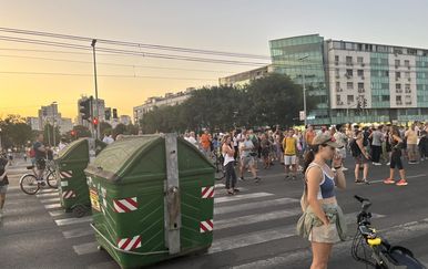 Prosvjedi u Srbiji! Blokade po cijeloj zemlji: "Svi na ulice, Beograd staje"