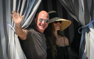 Nakon vjenčanja u Veneciji, Jeff Bezos prodao dionice Amazona vrijedne više od 700 milijuna dolara