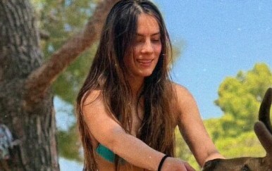 Ana Uršula Najev oduševila pratitelje na Instagramu izdanjem u bikiniju