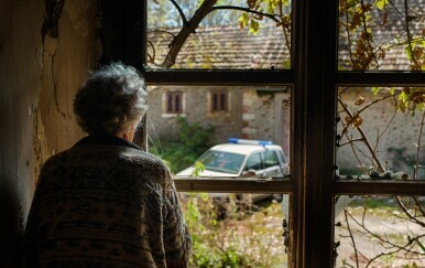 Starica iz Ervenika u kući držala solidan arsenal: Policija je kazneno prijavila