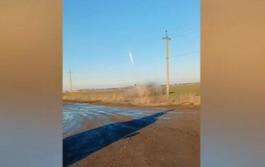 VIDEO Pogledajte protuzračni sustav koji su britanci u 3 mjeseca sklepali za Ukrajinu i koji skida ruske dronove kao muhe s neba