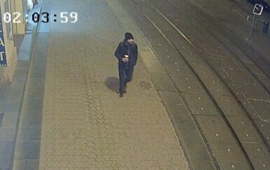Policija traži ovog muškarca: Ukrao je automobil u središtu Zagreba