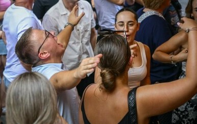 Atmosfera u Centru Zagreba uoči koncerta Marka Perkovića Thompsona