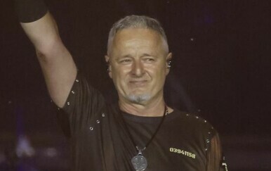 Thompsonova majica posvećena Zvonku Bušiću