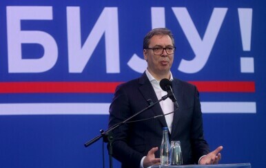 Vučić na udaru kritika zbog otvorenja autoceste bez kompletnih tehničkih uvjeta