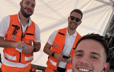 Fotka djelatnika hitne na Hipodromu postala hit na društvenim mrežama