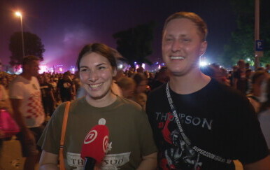 Mladi par se na Thompsonovu koncertu zaručio: "Pustila sam suze kad je kleknuo"