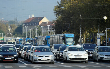 Prometni kolaps u Zagrebu: Gužve u središtu metropole