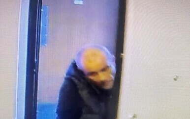 Policija traži ovog muškarca, a poznato i zbog čega