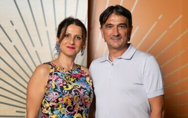 Zlatko Dalić u izlasku sa suprugom Davorkom Dalić
