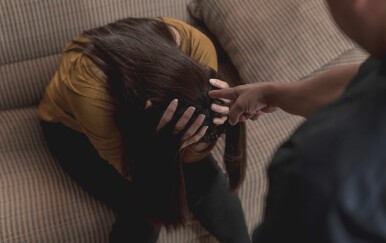 Jeste li žrtva izigravanja? 5 suptilnih znakova da vam netko zapravo nije prijatelj – a vi ni ne znate