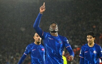 Englezi opet nesmiljeno troše, Arsenal doveo krilo Chelseaja za pravo malo bogatstvo