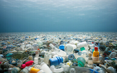 Otkriven novi šokantan podatak o zagađenju plastikom Atlantskog oceana