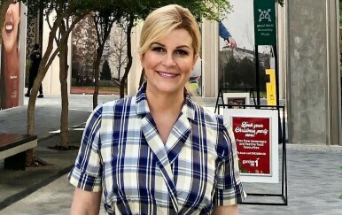 Kolinda Grabar-Kitarović podijelila trenutak s ljetovanja na društvenim mrežama