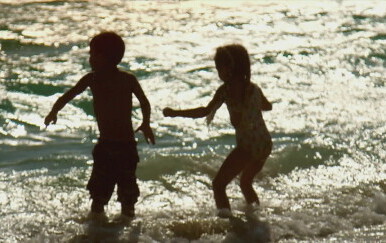 Pedofili vrebaju na plažama: Iz policije upozoravaju roditelje