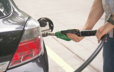 Cijena goriva nakon tri godine prepuštena slobodnom tržištu
