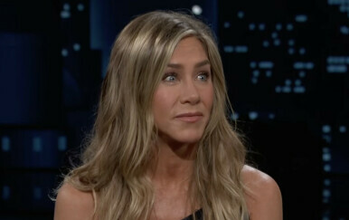 Jennifer Aniston u udobnim trapericama i japankama