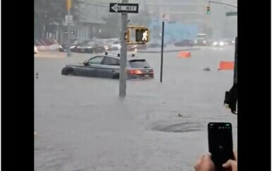 Dvije osobe poginule u poplavama u New Jerseyju