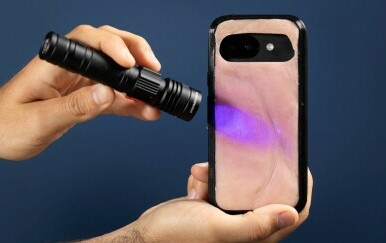 Tko bi to želio dirati? Napravili masku za telefon od "ljudske kože"