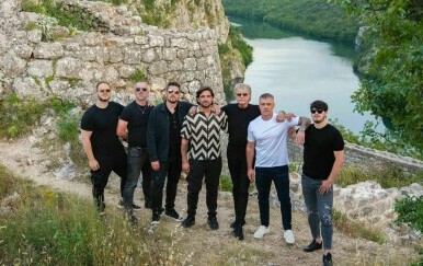 Hrvatske Ruže i Josip Ivančić objavili domoljubni hit