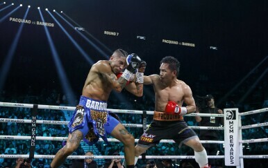 Boks: Manny Pacquiao izgubio u povratničkom meču od Marija Barriosa