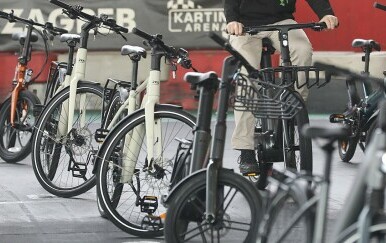 Serijski kradljivac u Istri ukrao 12 električnih bicikala, šteta oko 70 tisuća eura