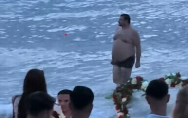 Hit-prosidba iz Umaga: Svi pričaju o kupaču koji je ukrao show