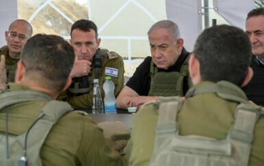 Izrael napao luku u Jemenu, ministar obrane zaprijetio
