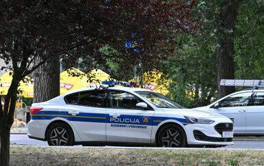 Policija kod zagrebačkog Bundeka, ilustracija