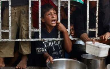 Više od 100 humanitarnih organizacija poziva na akciju dok se u Gazi širi glad