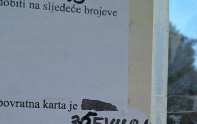 Natpis na autobusnoj stanici